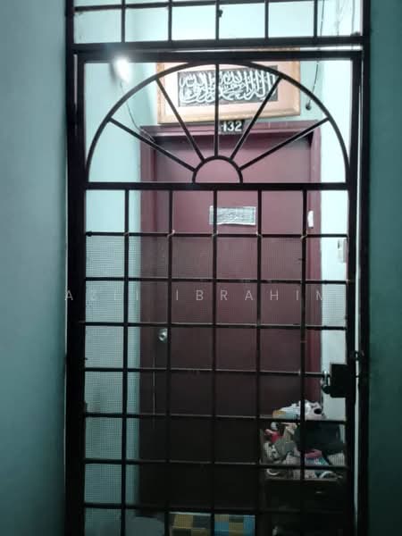 Flat for Sale at Taman Mulia Jaya - Azli Ibrahim - Entrance - PropertyGuru.com.my