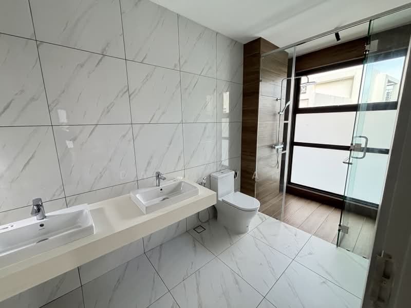 Bungalow for Sale in Bandar Sungai Long (Selangor) - David Wan - Bathroom - PropertyGuru.com.my