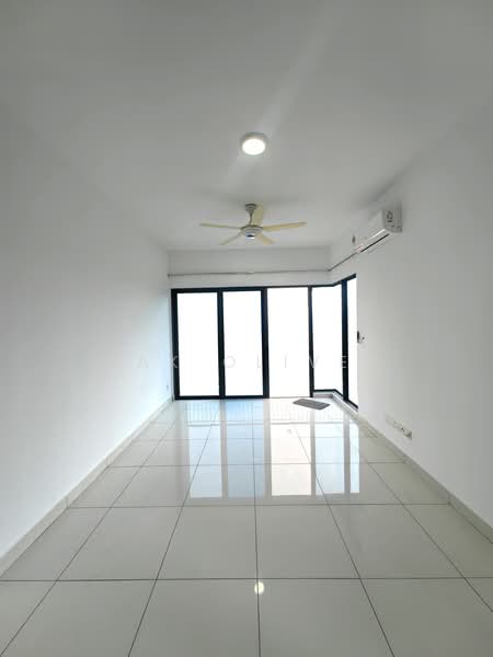 Service Residence for Sale at The Link 2 @ Bukit Jalil (Serviced Residences) - Mak Oliver - Living Room - PropertyGuru.com.my