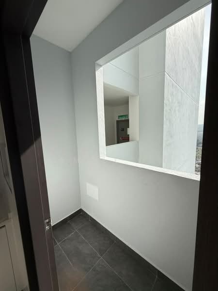 Service Residence for Sale at Pandan Heights (Residensi Pandan 3) - Samuel Lee - Corridor - PropertyGuru.com.my