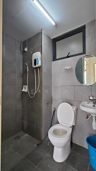 Kondominium untuk Disewa di Sky Awani Residensi 2 - Kean Yu - Bathroom - PropertyGuru.com.my