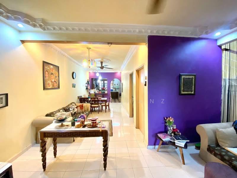Pangsapuri untuk Dijual di Taman Desa Batu Caves - Hanif Hanz - Living Room - PropertyGuru.com.my