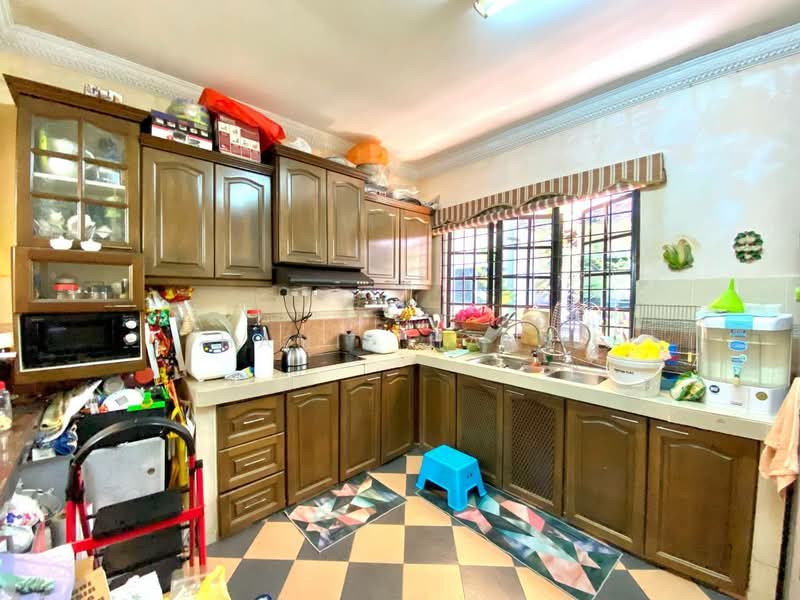 Pangsapuri untuk Dijual di Taman Desa Batu Caves - Hanif Hanz - Kitchen - PropertyGuru.com.my