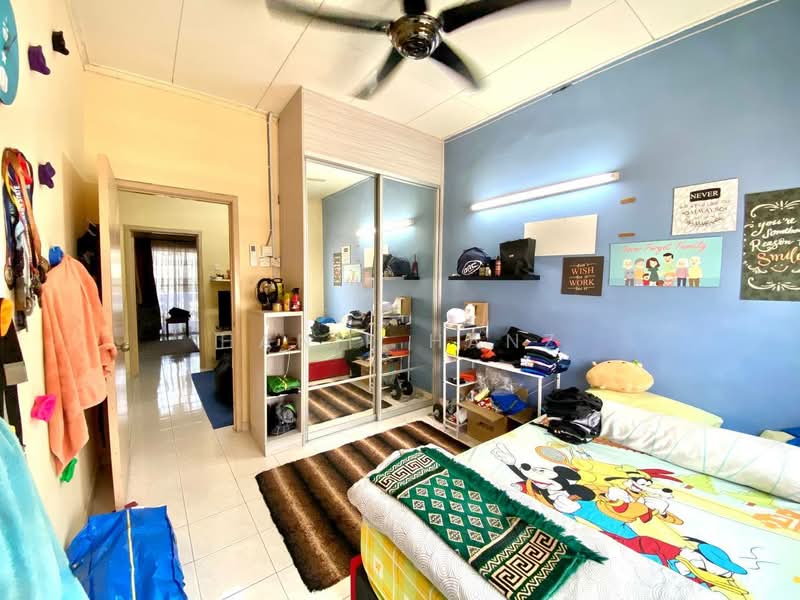 Pangsapuri untuk Dijual di Taman Desa Batu Caves - Hanif Hanz - Bedroom - PropertyGuru.com.my