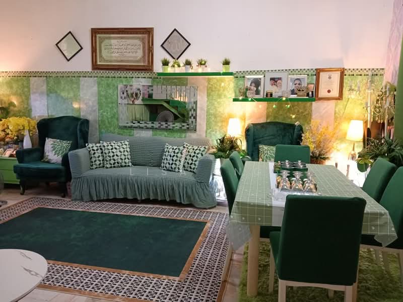 1.5-storey Terraced House for Sale in Serendah (Selangor) - Lisa Ong - Living Room - PropertyGuru.com.my