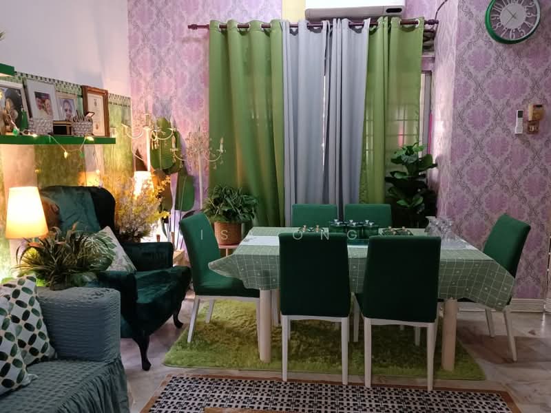 1.5-storey Terraced House for Sale in Serendah (Selangor) - Lisa Ong - Dining Room - PropertyGuru.com.my