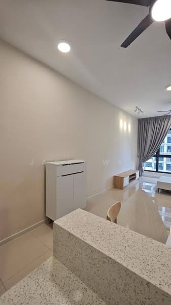 Kediaman Servis untuk Disewa di Sunway Belfield - Jacky Wan - Living Room - PropertyGuru.com.my
