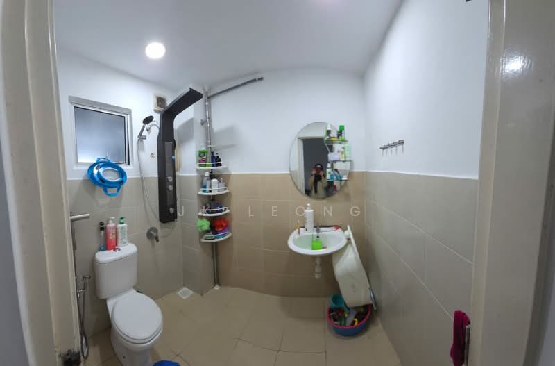 Rumah Banglo untuk Dijual di Kuala Selangor (Selangor) - JK Leong - Bathroom - PropertyGuru.com.my