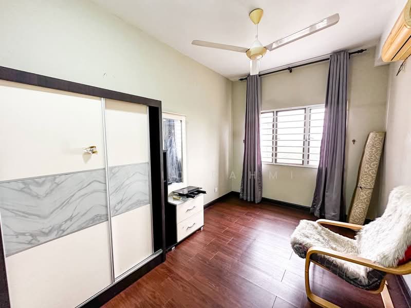 Condominium for Sale at Kristal Villa - Farid Fahmi - PropertyGuru.com.my