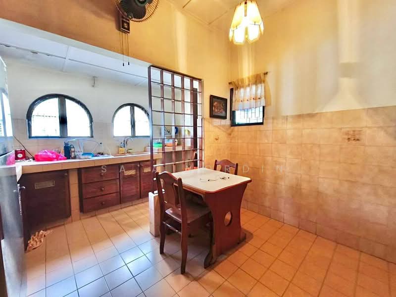 Rumah Teres 1-Tingkat untuk Dijual di Taman Tun Dr Ismail (Kuala Lumpur) - Sa'a Nordin - Kitchen - PropertyGuru.com.my