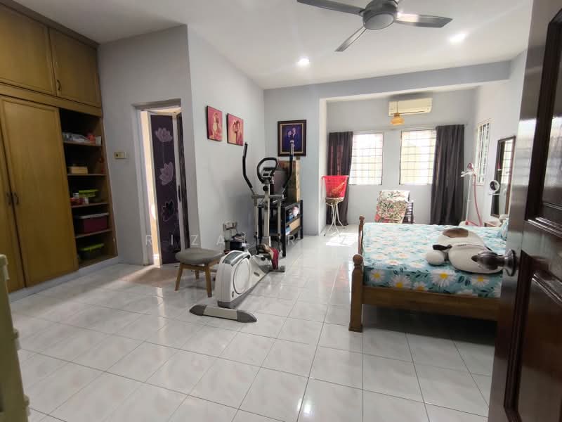 Rumah Teres 2 Tingkat untuk Dijual di Sungai Long (Bandar Sungai Long) - Rizal Razak - PropertyGuru.com.my
