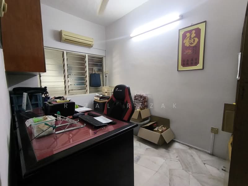 Rumah Teres 2 Tingkat untuk Dijual di Sungai Long (Bandar Sungai Long) - Rizal Razak - PropertyGuru.com.my