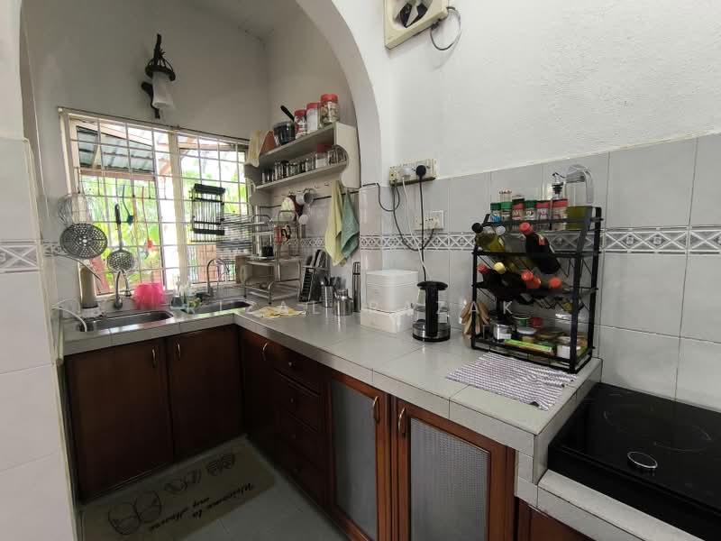 Rumah Teres 2 Tingkat untuk Dijual di Sungai Long (Bandar Sungai Long) - Rizal Razak - PropertyGuru.com.my