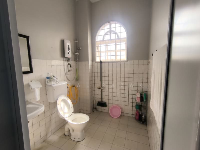 Rumah Teres 2 Tingkat untuk Dijual di Sungai Long (Bandar Sungai Long) - Rizal Razak - PropertyGuru.com.my