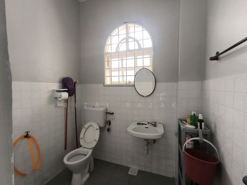 Rumah Teres 2 Tingkat untuk Dijual di Sungai Long (Bandar Sungai Long) - Rizal Razak - PropertyGuru.com.my