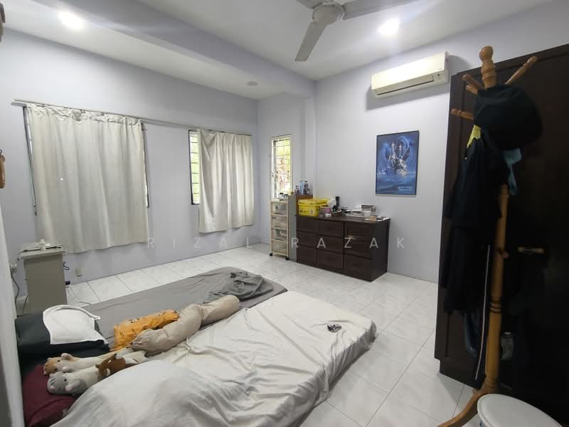 Rumah Teres 2 Tingkat untuk Dijual di Sungai Long (Bandar Sungai Long) - Rizal Razak - PropertyGuru.com.my