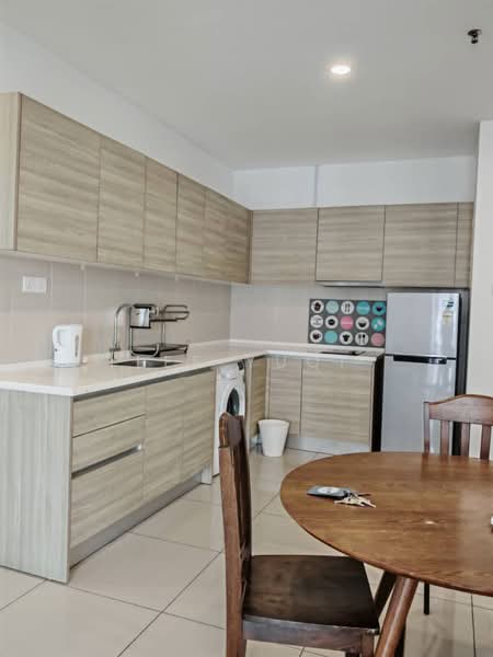 Service Residence for Rent at i-Suite @ i-City - Lee Yuqi - Kitchen - PropertyGuru.com.my