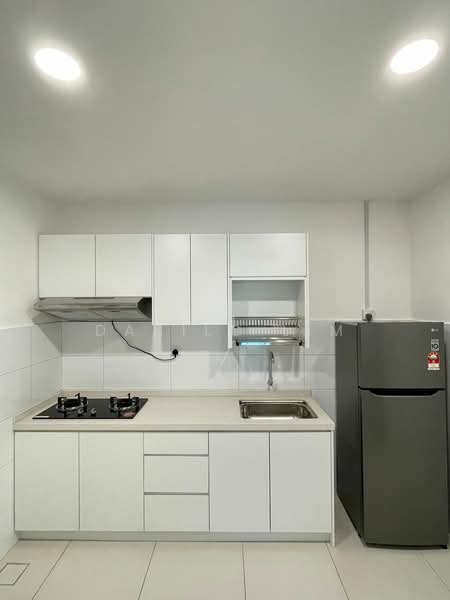 Kondominium untuk Dijual di Riana South - Danilo Lim - Kitchen - PropertyGuru.com.my