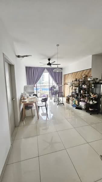 Kondominium untuk Dijual di Riana South - Danilo Lim - Living Room - PropertyGuru.com.my