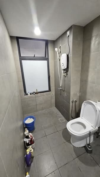 Kondominium untuk Dijual di Riana South - Danilo Lim - Bathroom - PropertyGuru.com.my