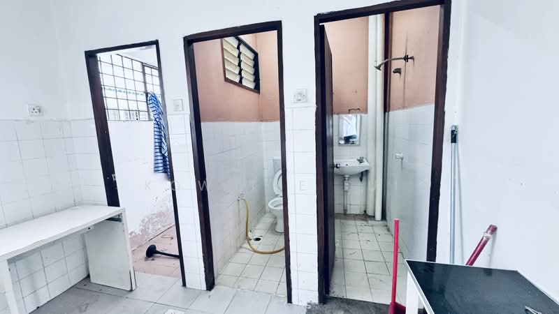 Apartment for Sale at Pangsapuri Sri Tanjung - Kow Tze Fui - PropertyGuru.com.my