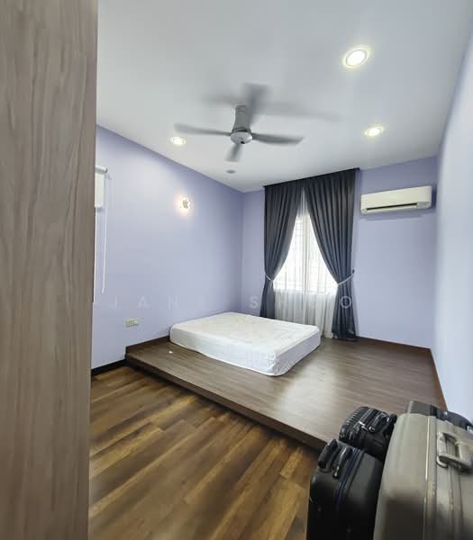 Rumah Teres 3 Tingkat untuk Dijual di Kinrara Residence (Puchong) - Jane Shoo - PropertyGuru.com.my