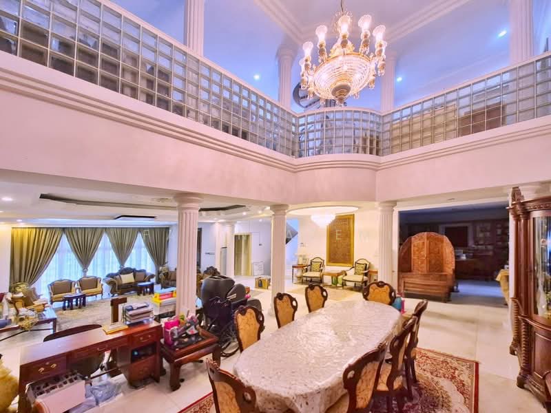 Rumah Banglo untuk Dijual di Taman Tun Dr Ismail (Kuala Lumpur) - Fatin Azemi - Living Room - PropertyGuru.com.my