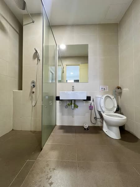 Servis Apartment untuk Disewa di Atlantis Residences (Pangsapuri Atlantis Kota Syahbandar) - Elson Tay - Bathroom - PropertyGuru.com.my