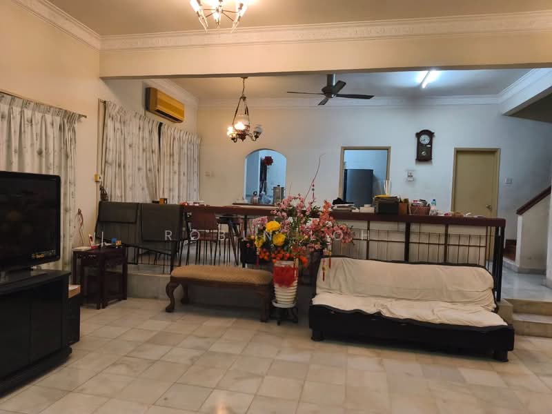 Rumah Berkembar untuk Dijual di U8, Taman Bukit Jelutong (Shah Alam) - Robin Loh - PropertyGuru.com.my