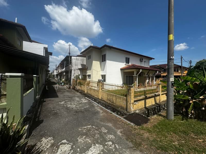 2-storey Terraced House for Sale in Taman Pelangi Semenyih (Semenyih) - Luqman Ramli - Exterior - PropertyGuru.com.my