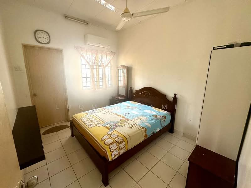 2-storey Terraced House for Sale in Taman Pelangi Semenyih (Semenyih) - Luqman Ramli - Bedroom - PropertyGuru.com.my
