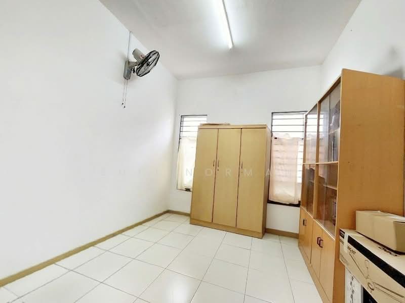 Bungalow for Sale in Taman Sri Lambak (Kluang) - Sufi Norman - Interior - PropertyGuru.com.my