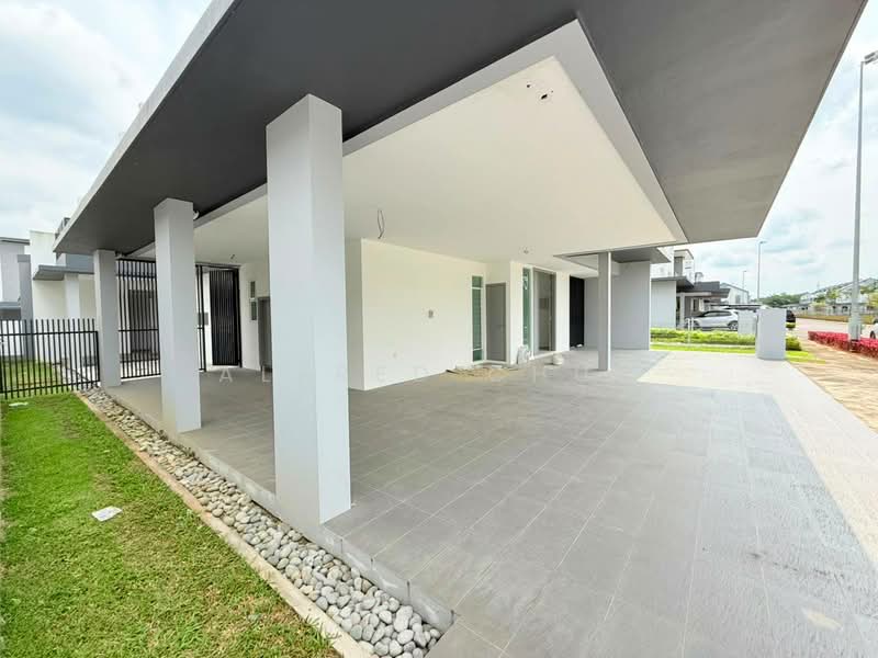 Semi-Detached House for Sale in La Promenade (Samarahan) - Alfred Chua - Exterior - PropertyGuru.com.my