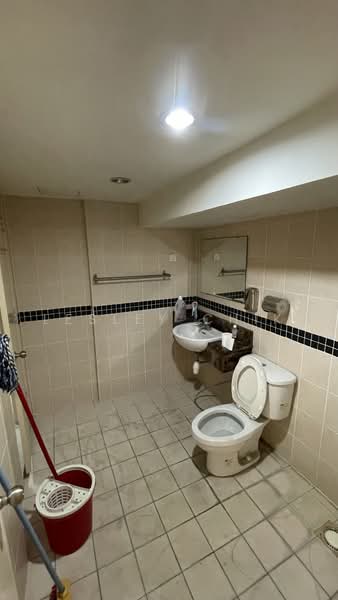 Service Residence for Rent at Seri Bukit Ceylon - Lesley Chik - Bathroom - PropertyGuru.com.my
