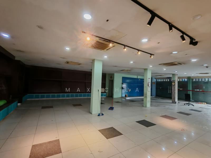 Shop for Rent in Taman Taming Jaya (Balakong) - Max Chua - Interior - PropertyGuru.com.my