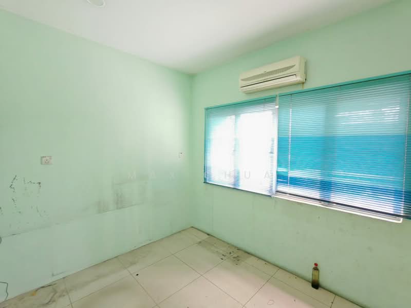 Shop for Rent in Taman Taming Jaya (Balakong) - Max Chua - Interior - PropertyGuru.com.my