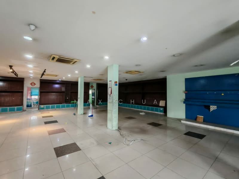 Shop for Rent in Taman Taming Jaya (Balakong) - Max Chua - Interior - PropertyGuru.com.my