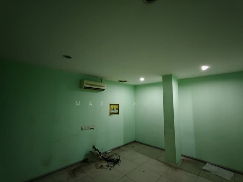 Shop for Rent in Taman Taming Jaya (Balakong) - Max Chua - Interior - PropertyGuru.com.my