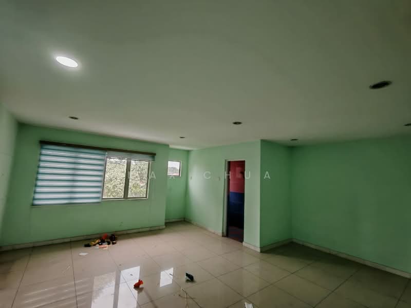 Shop for Rent in Taman Taming Jaya (Balakong) - Max Chua - Interior - PropertyGuru.com.my