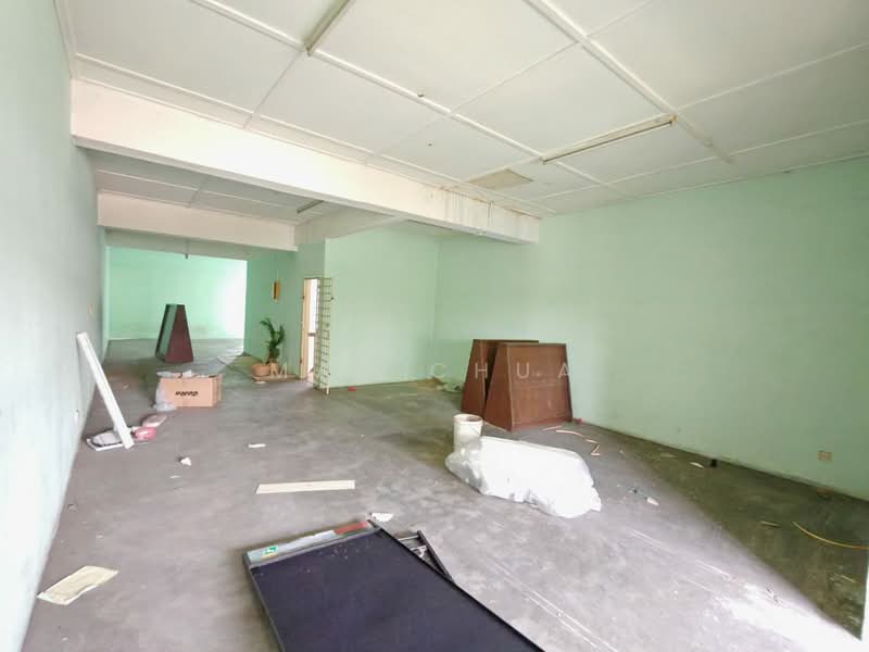 Shop for Rent in Taman Taming Jaya (Balakong) - Max Chua - Interior - PropertyGuru.com.my