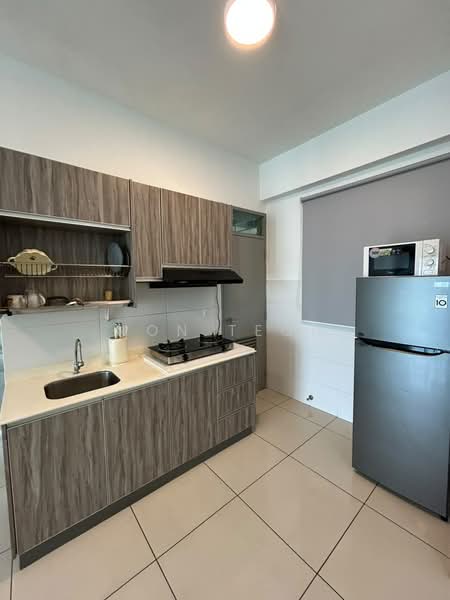 Condominium for Rent at Tropicana Bay Residences - Mon Teoh - Kitchen - PropertyGuru.com.my