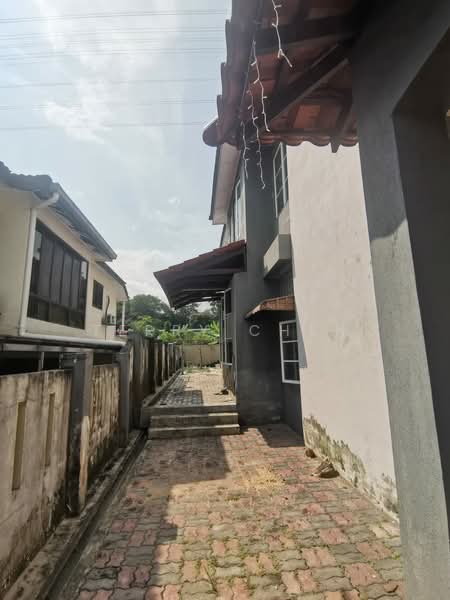Semi-Detached House for Sale in Taman Universiti Indah (Seri Kembangan) - Terry Chen - PropertyGuru.com.my