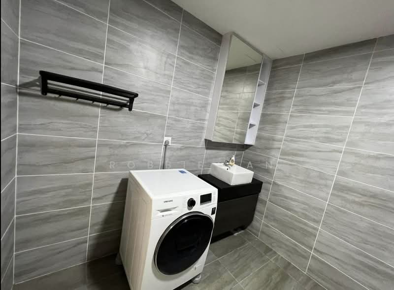 Service Residence for Rent at KSL Residence @ Daya - Robbie Tan - Bathroom - PropertyGuru.com.my