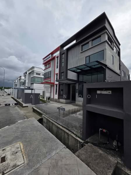 Semi-D Factory for Sale in Batu Kawan (Penang) - Aaron Ooi - Exterior - PropertyGuru.com.my