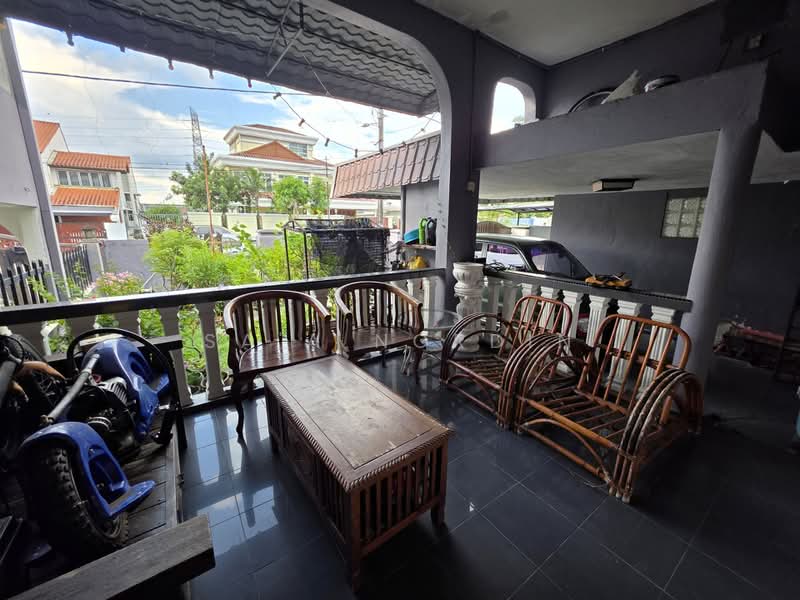 2-storey Terraced House for Sale in Kelana Jaya (Petaling Jaya) - Sa'a Nordin - Balcony - PropertyGuru.com.my