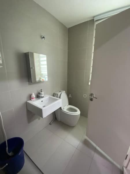 Terraced House for Rent in Bandar Sri Sendayan (Negeri Sembilan) - OLIVIA OH - Bathroom - PropertyGuru.com.my