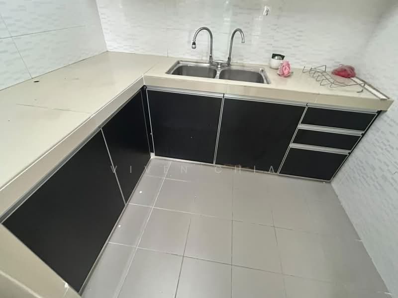 Condominium for Rent at The Zest @ Kinrara 9 - Viven Chia - Kitchen - PropertyGuru.com.my