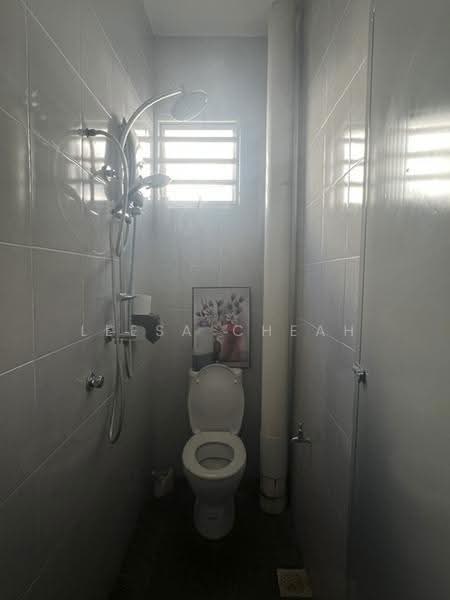 Shop / Office untuk Dijual di Butterworth (Penang) - Leesa Cheah - Bathroom - PropertyGuru.com.my