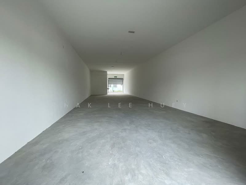 Shop for Rent in Kota Warisan (Sepang) - Chak Lee Huey - Interior - PropertyGuru.com.my