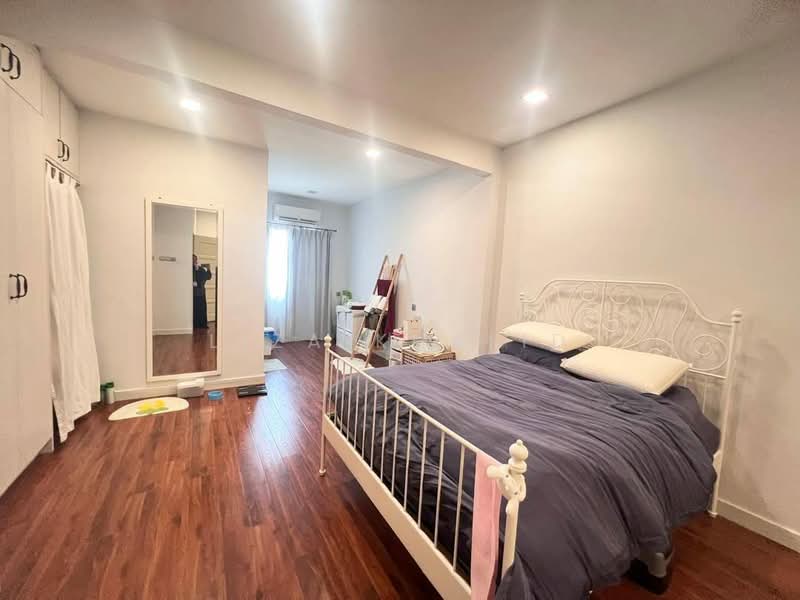 Rumah Berkembar untuk Dijual di Taman Prima Saujana (Kajang) - Liza Khalid - PropertyGuru.com.my